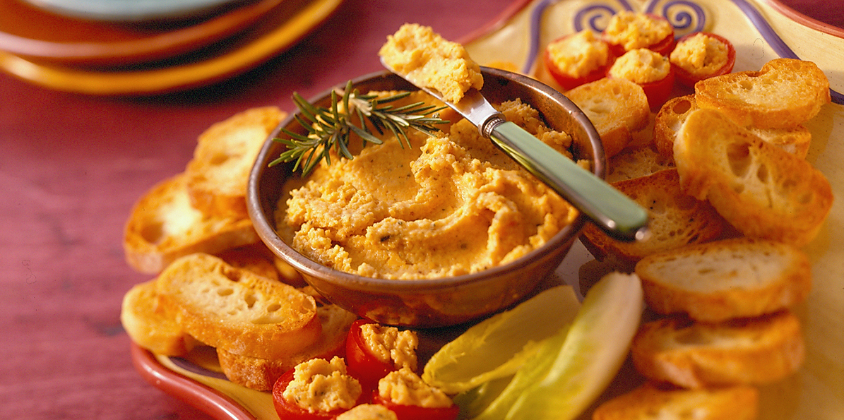 Garlic & Cheese Spread Recipe Sargento® Sharp Cheddar Cheese Dip