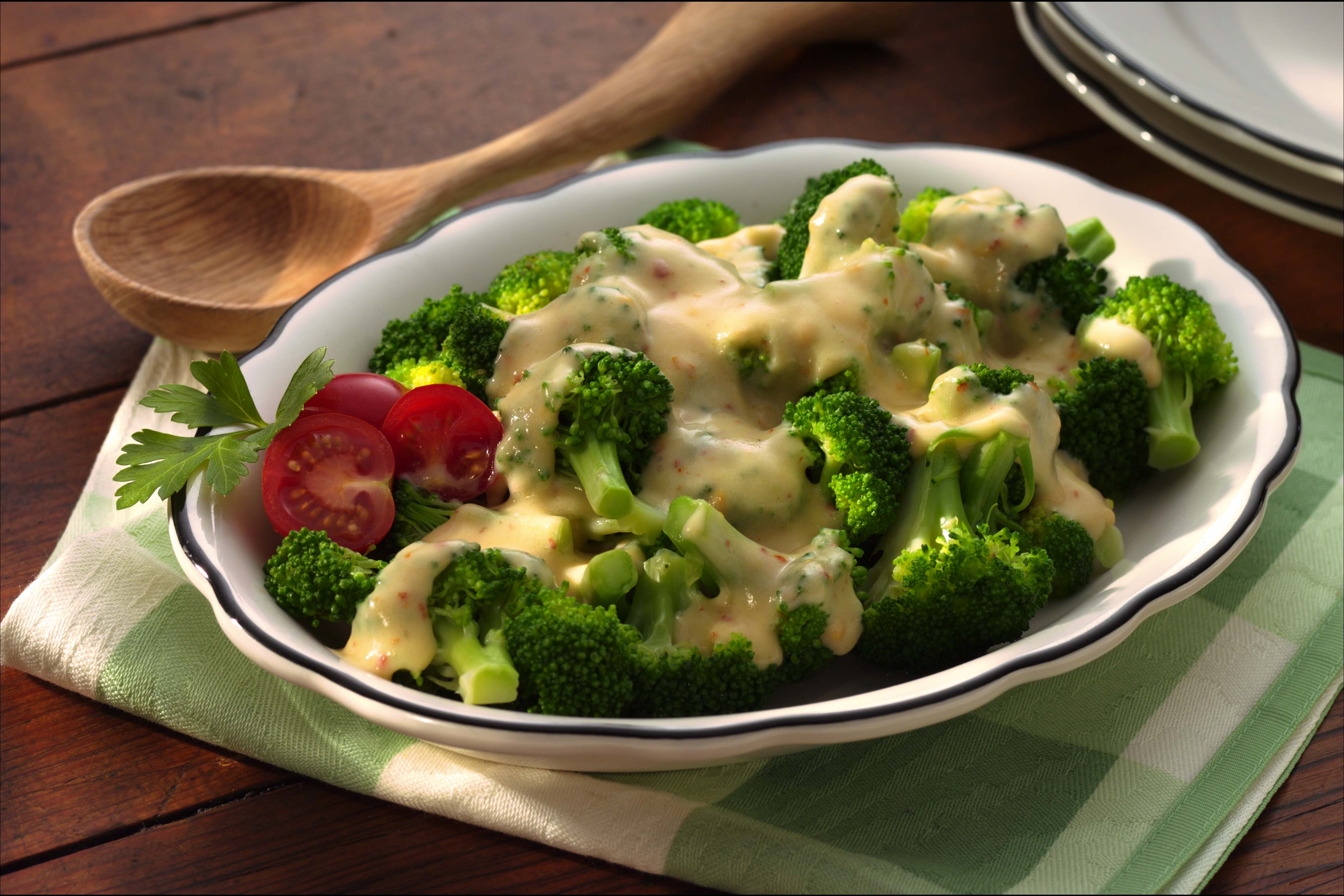 Broccoli And Cheese Sauce Appetizer Recipe | Sargento® Shredded Nacho ...