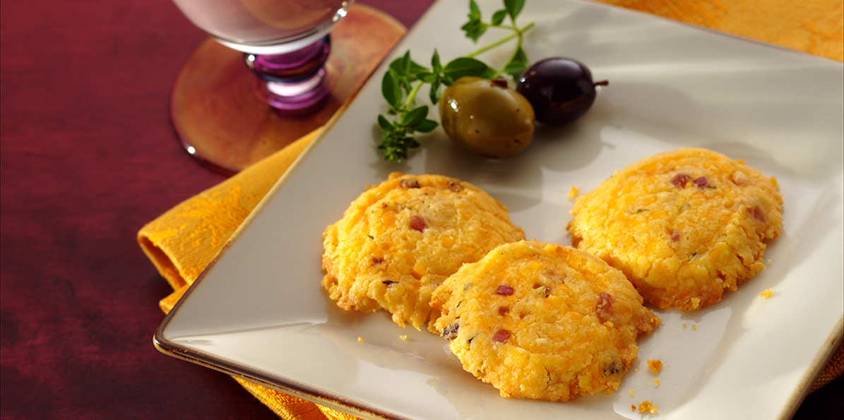 Cheddar and Pancetta Crisps Sargento® Sharp White Cheddar