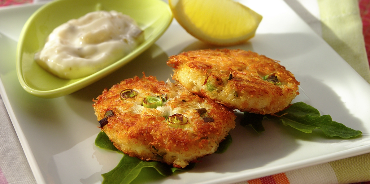 Onion Crab Cake Recipe | Sargento® Vermont White Chedar