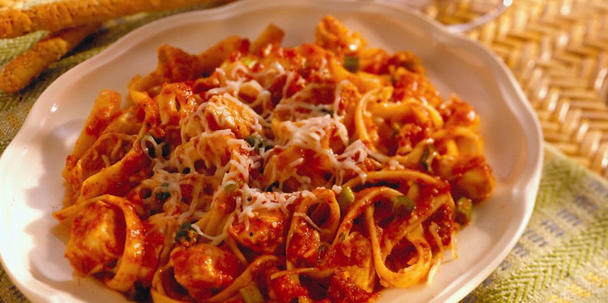 Chicken & Red Pepper Pasta | Sargento