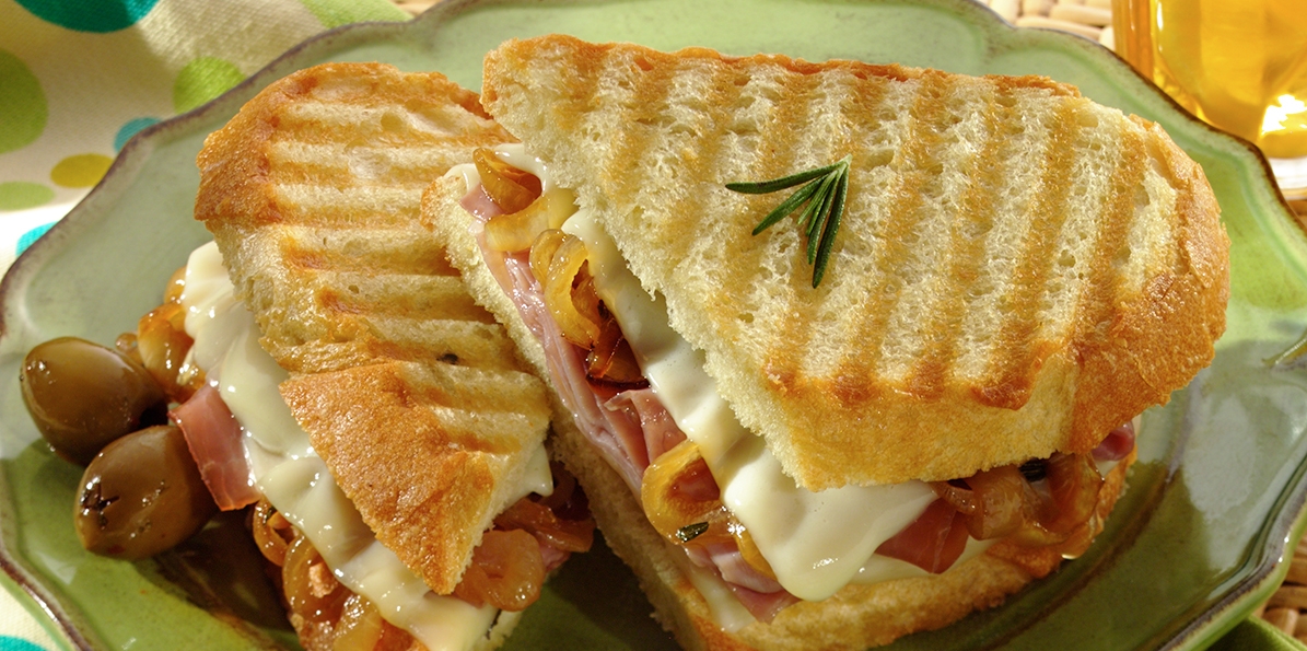 Prosciutto and Provolone Melt Sargento® Sliced Provolone Cheese