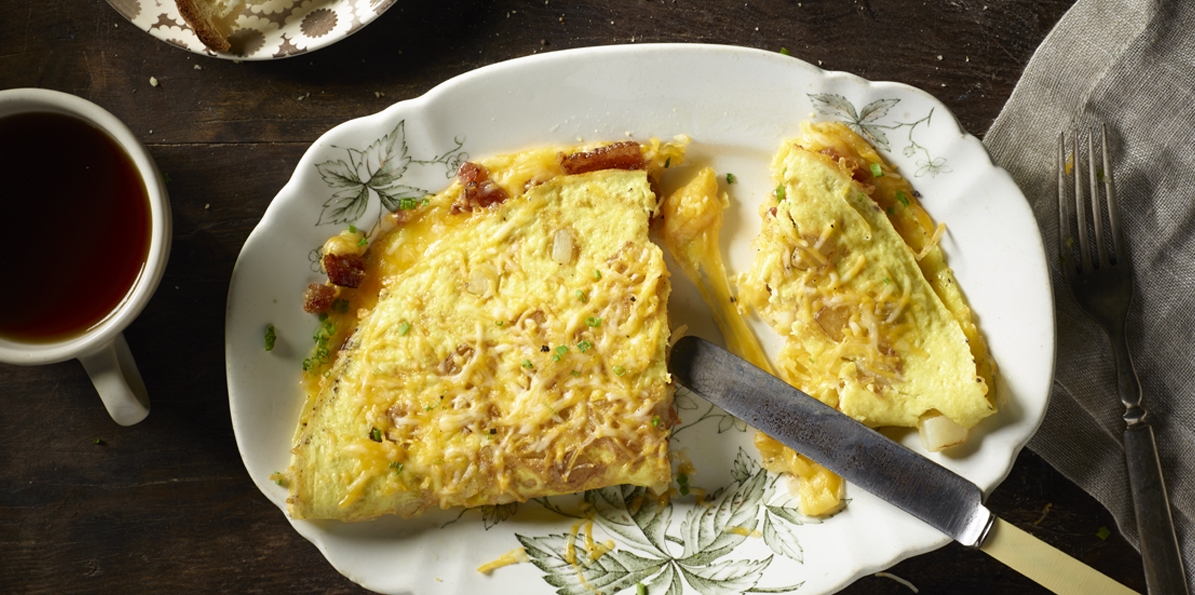 Easy Breakfast Cheddar Omelet Recipe Sargento Shredded Colby Jack Cheese Fine Cut