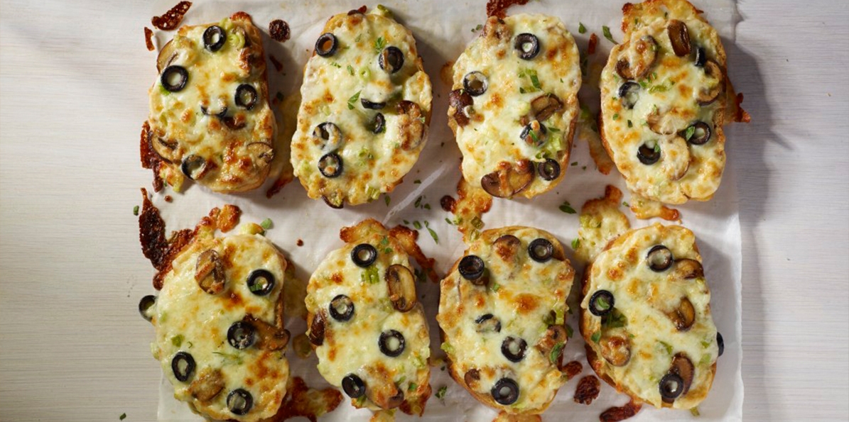 Greek Bread Recipe Sargento® Shredded Mozzarella Traditional Cut